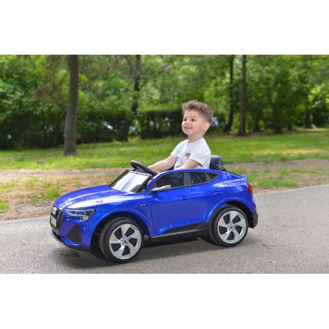 Ασύρματο SUV Audi Sportback κόκκινο μεταλλικό
