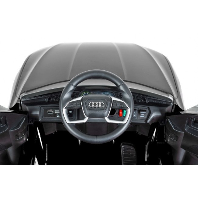 Μπαταρία τζιπ Audi Sportback μαύρο μεταλλικό Μπαταρία τζιπ Audi Sportback μαύρο μεταλλικό